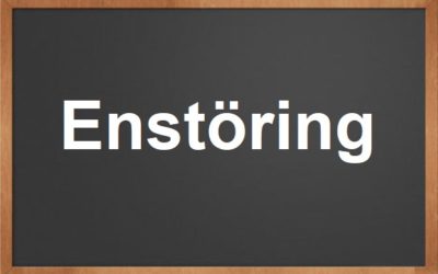 كلمة اليوم”Enstöring”مع اللفظ الصحيح والامثلة وطريقة الإستخدام